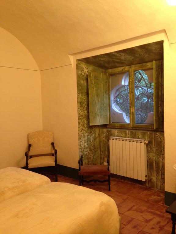Castello Sannazzaro B&B Giarole Exterior photo